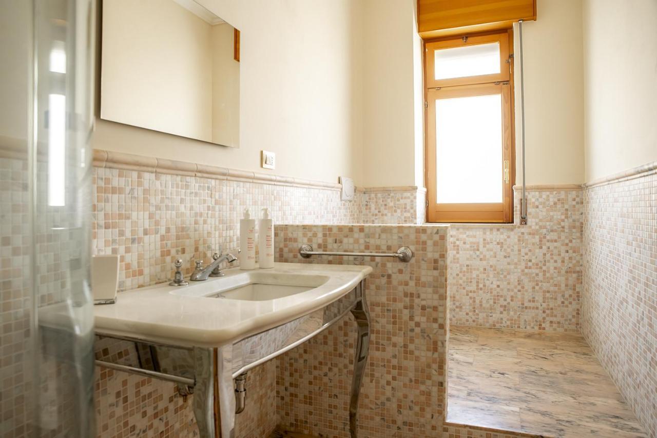 Ortigia Seafront Apartment By Wonderful Italy Syrakusa Exteriör bild